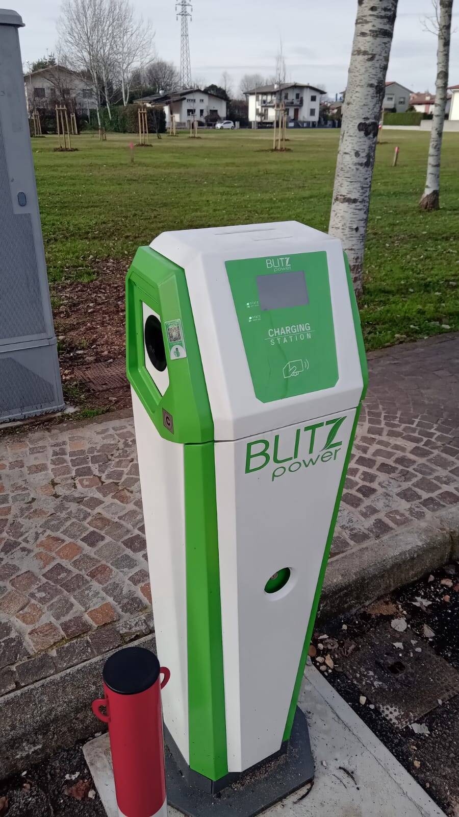 Immagine: Colonnina ricarica_Molin Nuovo