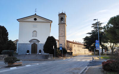 Immagine con la Chiesa di Adegliacco