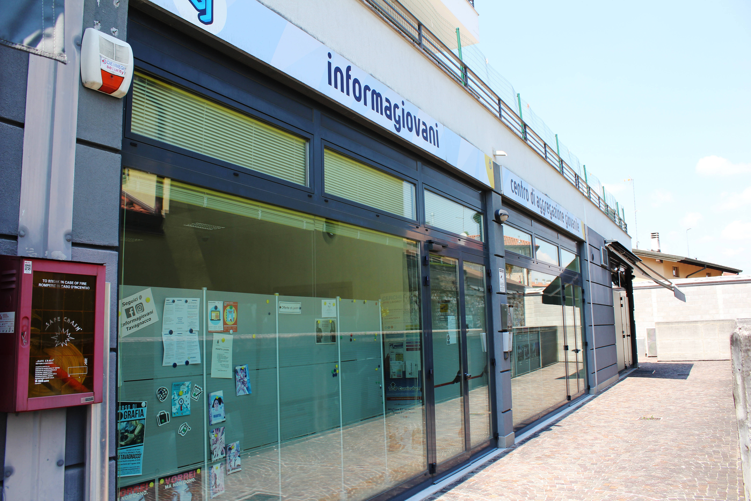 Immagine: Luoghi_Informagiovani