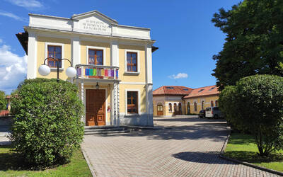 Teatro Luigi Bon